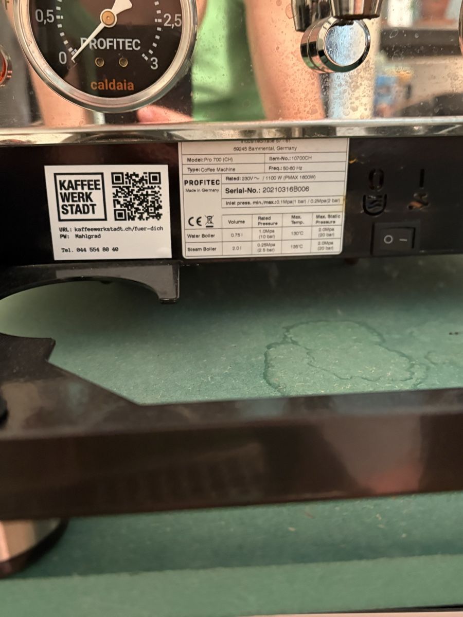 Profitec Kaffeemaschinen & Espressomaschinen: Profitec Pro 700 + Zubehör – Gebraucht aus Zürich von githubrepo 3