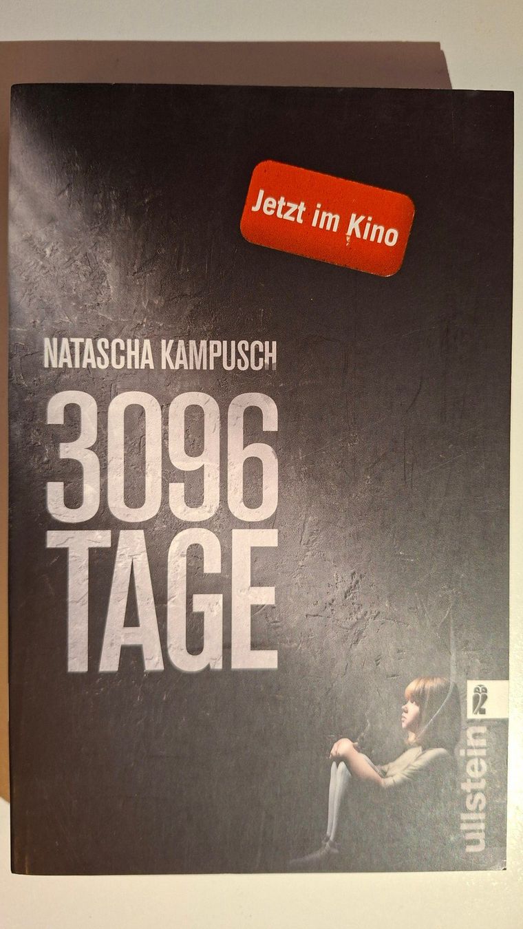 Libri: Natascha Kampusch: 3096 Tage – Usato da Dietikon venduto da Buchantiqdietikon