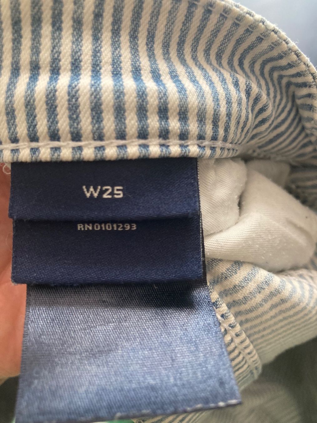 Gant Jeans: Jeans GANT weiss-blau gestreift – Usato da Zürich venduto da annalaila 3