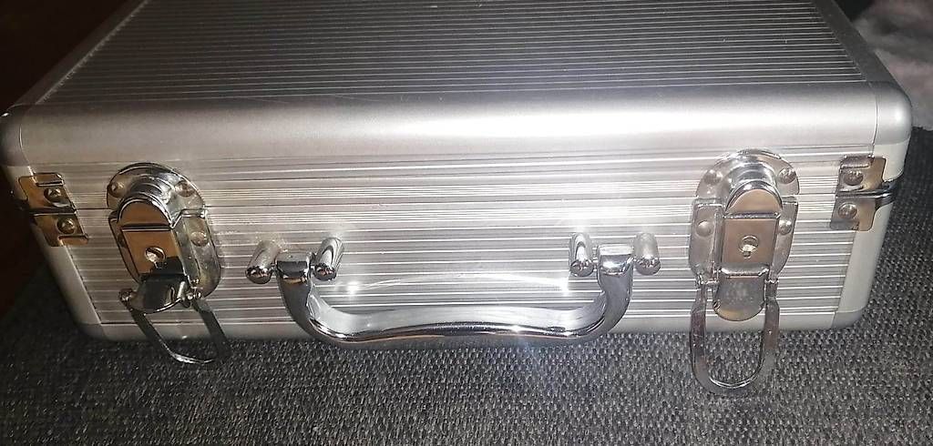 Valigie: Aluminiumkoffer – Usato da Brüttisellen venduto da Stargate39 1