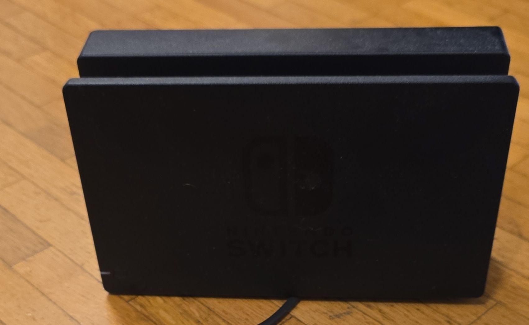 Nintendo Consoles: Nintendo Switch1 Dock and Controllers – D'occasion à Jona par nin_qcj5