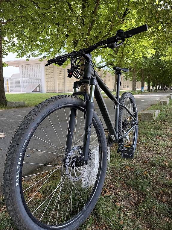 Biciclette: Specialized 2023 Rockhopper Sport - M  – Usato da Basel venduto da KPRNR 1