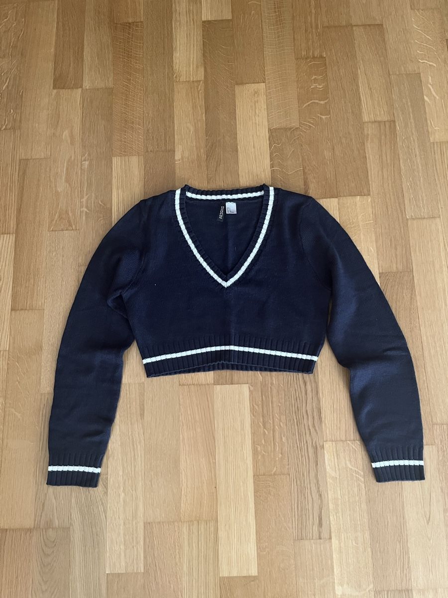 H&M Maglioni & Felpe: 2 Damen Pullover H&M V-Ausschnitt  – Usato da Naters venduto da mar_fp7t 3