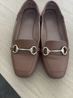 Loafers brown with metal detail