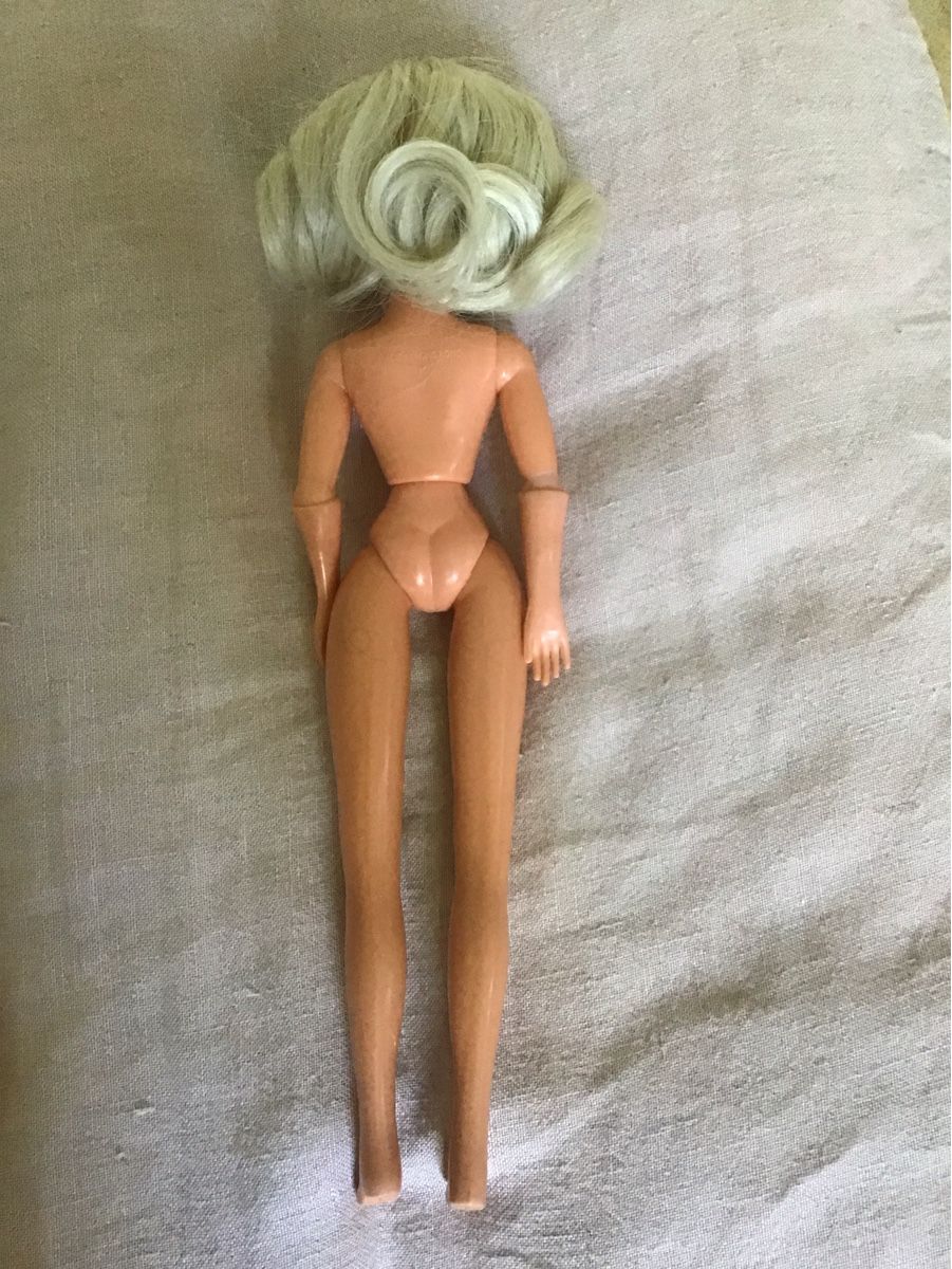 Poupées: Wunderschöne Sindy Gauntlet mit gerootetem Haar  – D'occasion à Birsfelden par rah_8bfj 2