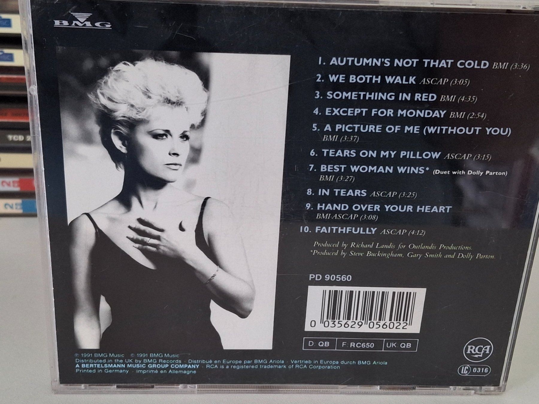 CDs: CD Lorrie Morgan - Something in Red 🤠 – D'occasion à Aarberg par Jackup1 1