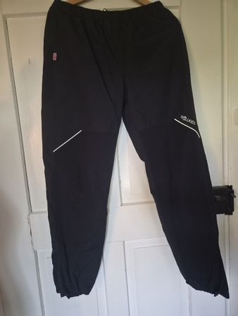 Regenhose Trollkids schwarz Grösse 164 guter Zustand