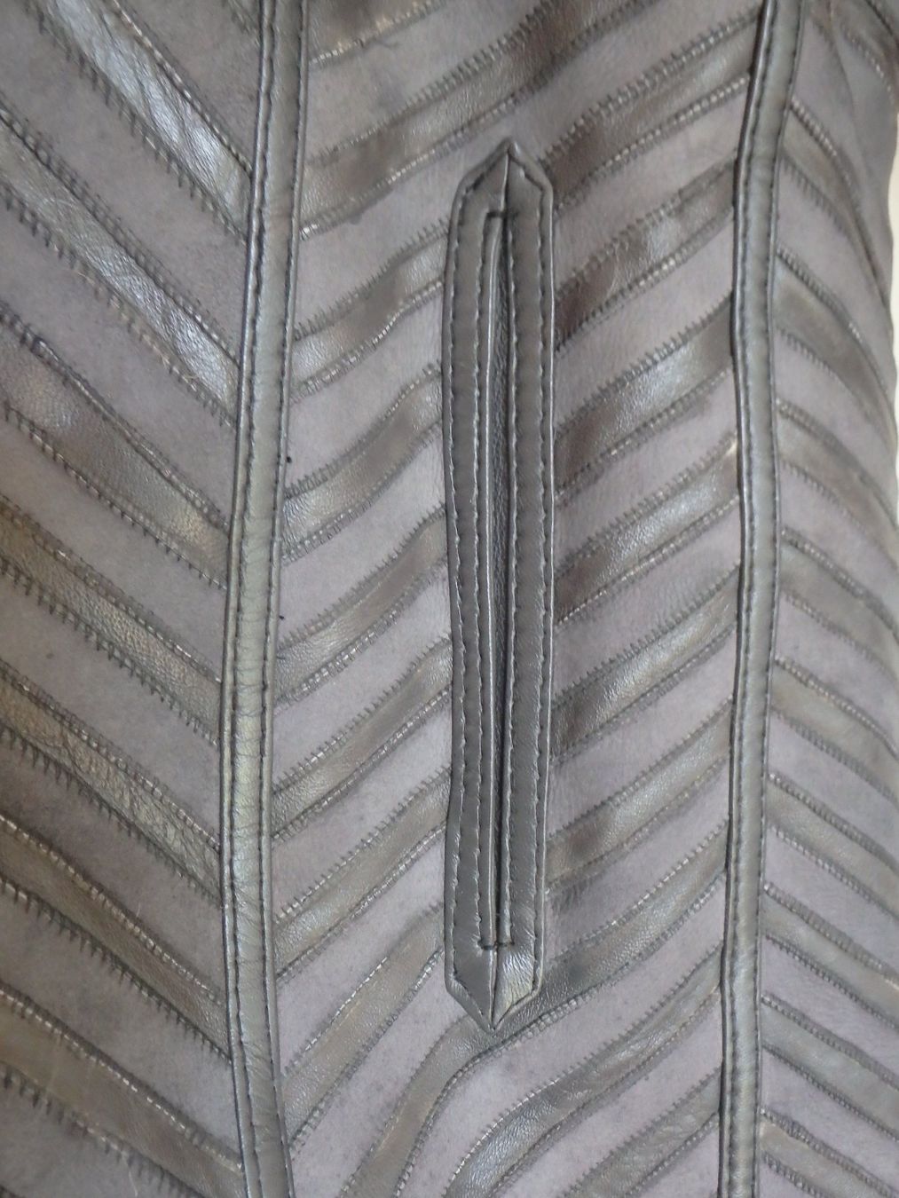 Manteaux: Vintage Leder Mantel, echtes Leder mit Fee, Grösse 40 – D'occasion à Schöfflisdorf par pullux 3