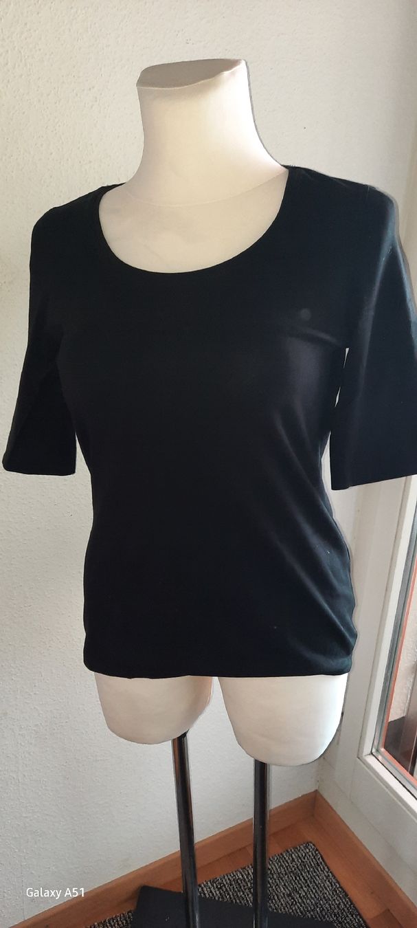 Opus T-Shirts: ***OPUS*** Basicshirt schwarz Gr 42 – Gebraucht aus Wädenswil von H2H_Secondhandshop 1