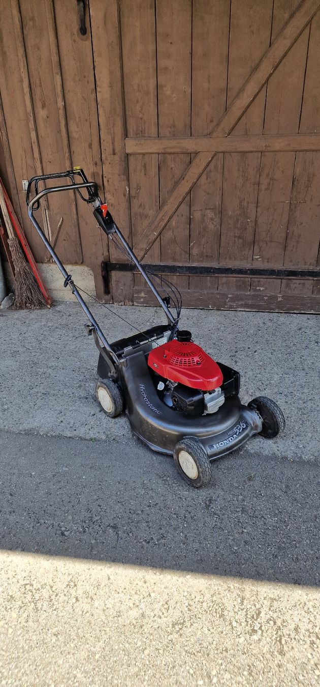 Honda Rasenmäher: Honda Rasenmäher HRD536C  – Gebraucht aus Tagelswangen von Axel_36