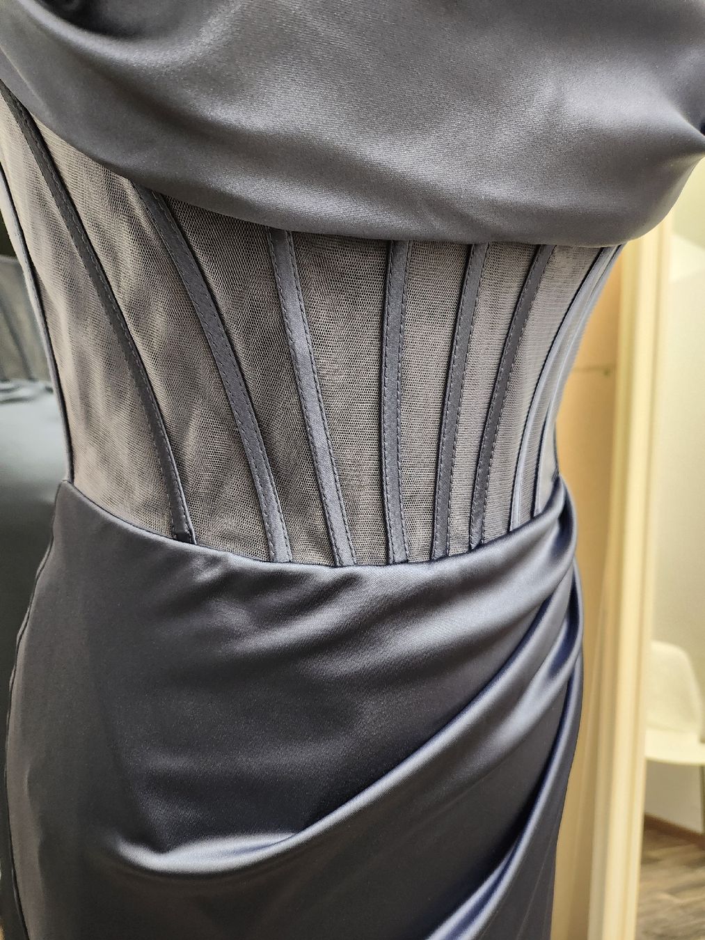 Vestiti: Graublau kleid – Nuovo (secondo la descrizione) da Uster venduto da VMT. 2
