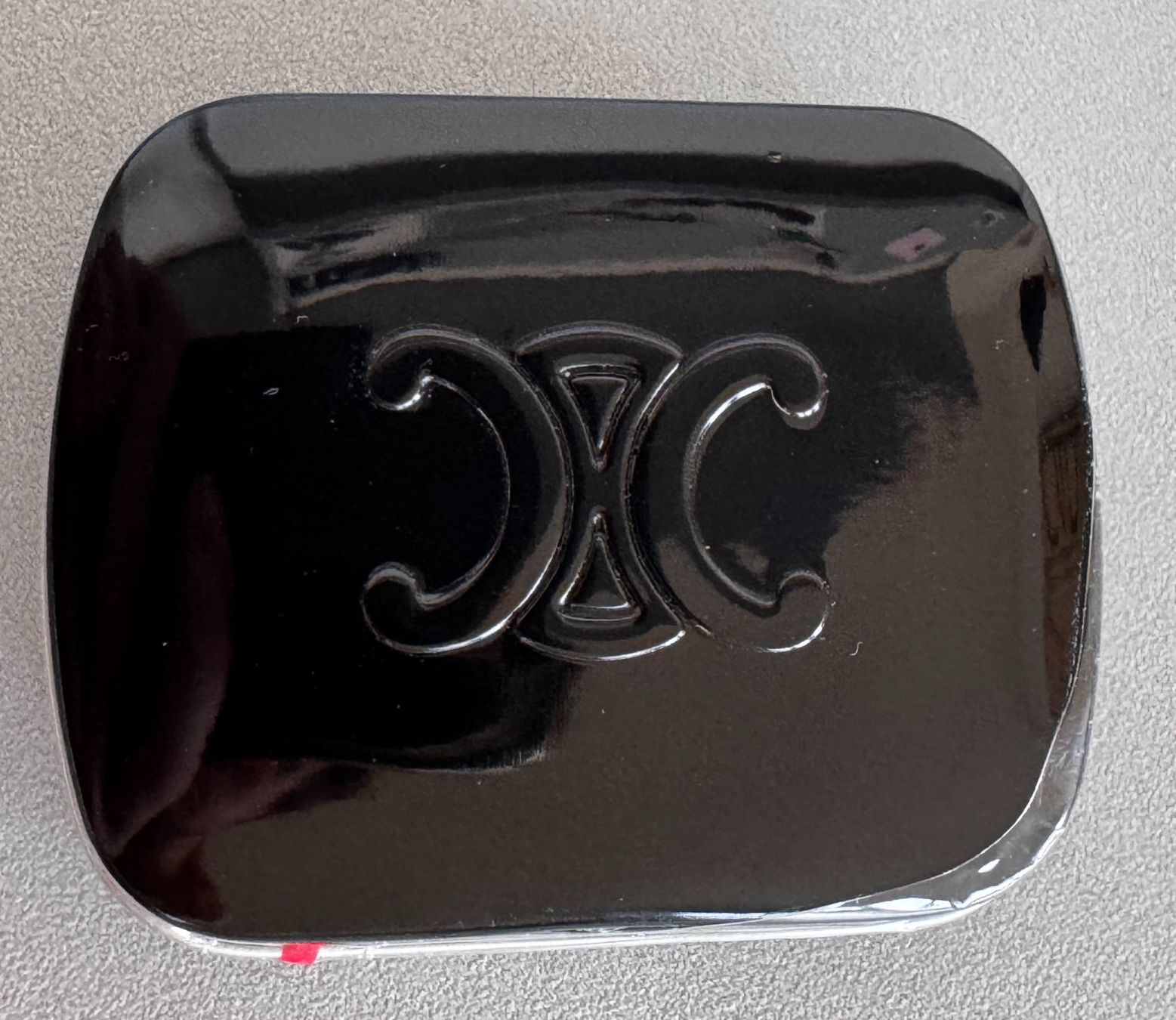 Altro in Decorazioni & Accessori: Celine Paris Mints Pill Case Brand New Sealed – Nuovo e nell'imballaggio originale da Zürich venduto da ser_lg25 2