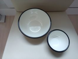 2 Emaille Schüsseln, Küchenschüsseln, neu, Top Zustand