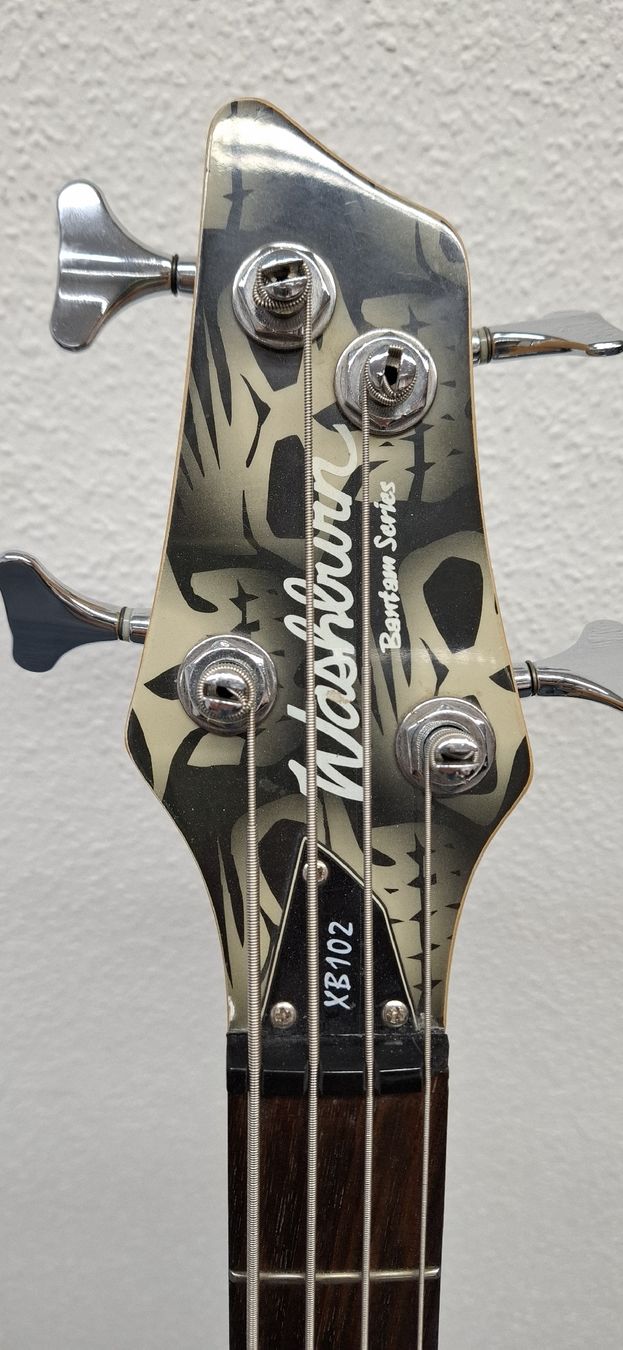 Musikinstrumente: E Bass – Gebraucht aus Rothenfluh von die_dz2s