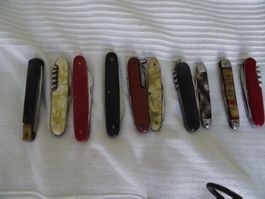 10 alte/antike Taschenmesser