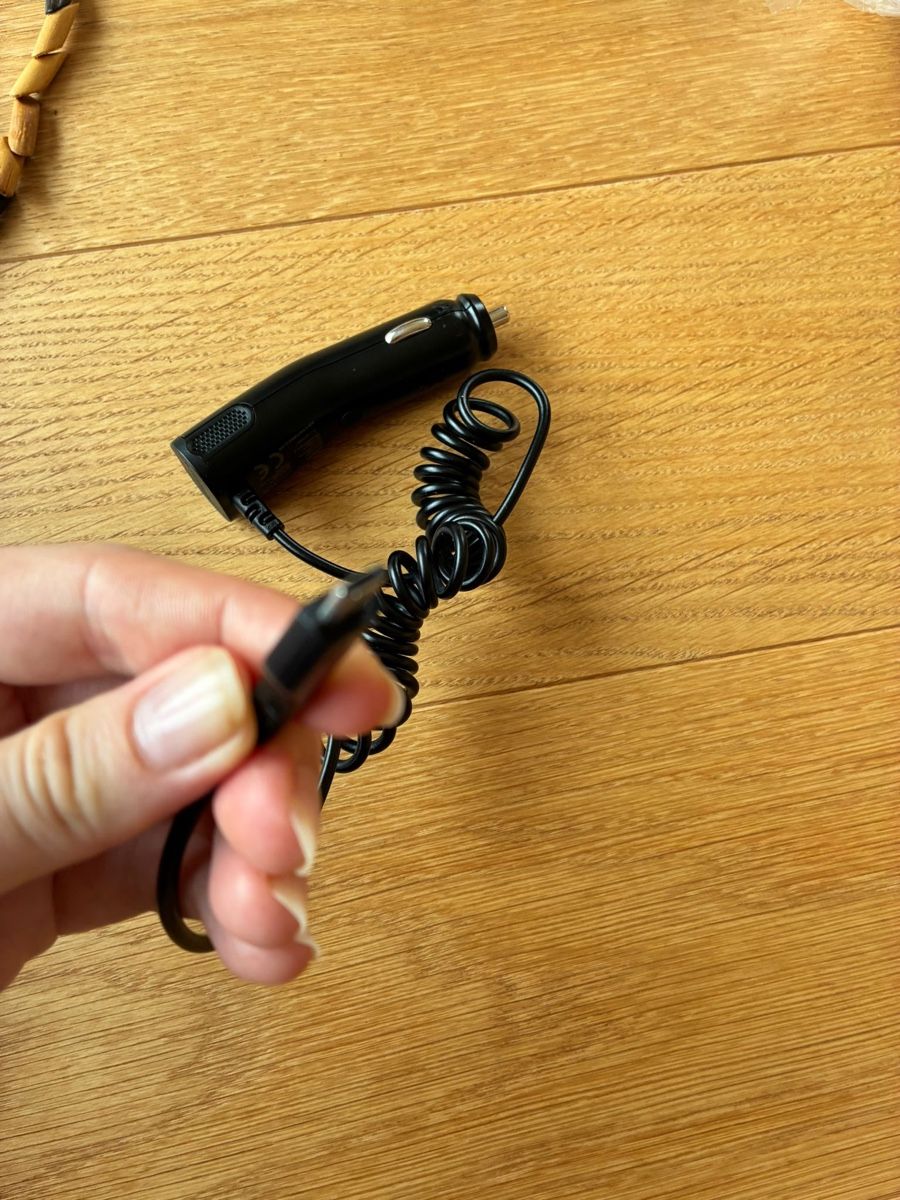 Caricabatterie: Autotelefonladegerät – Usato da Untersiggenthal venduto da mic_ksv9 1