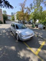 VW Golf Silber Kleinwagen guter Zustand