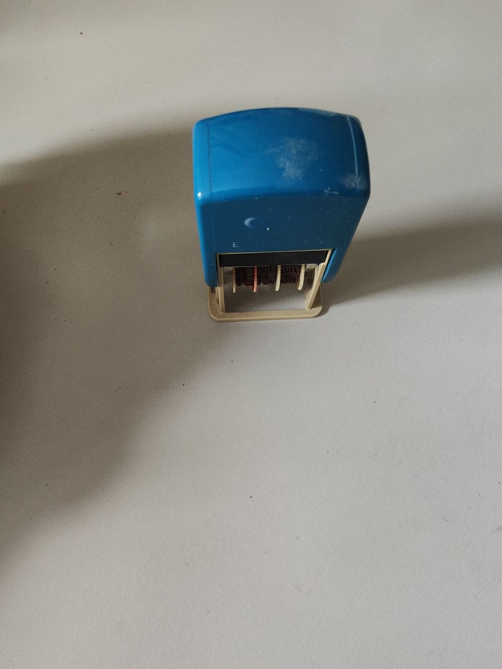 Stempel: Blauer Datumstempel – 11 Zeichen – Gebraucht aus Möriken AG von ste_sdp9