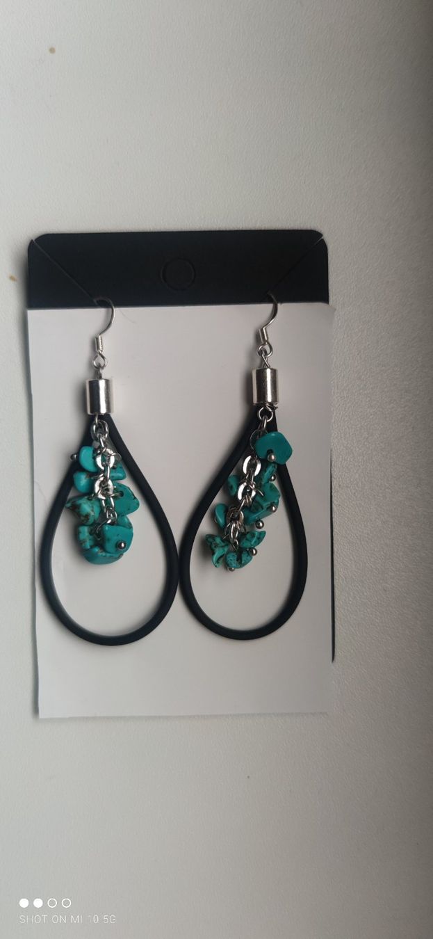 Colliers: Ensemble de bijoux en turquoise naturelle – Neuf avec emballage d'origine à Chamoson par OkGeo 1