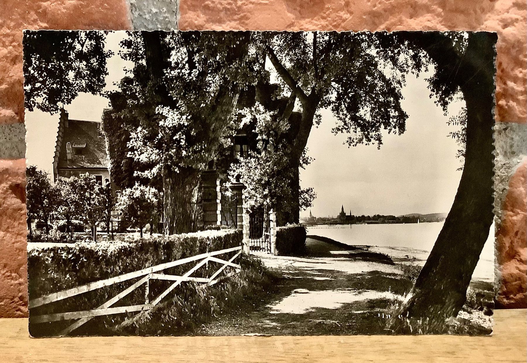 Cartoline postali: 1954 - KREUZLINGEN - Seeweg - Bodensee – Usato da Root venduto da ENGLAND-TREASURES