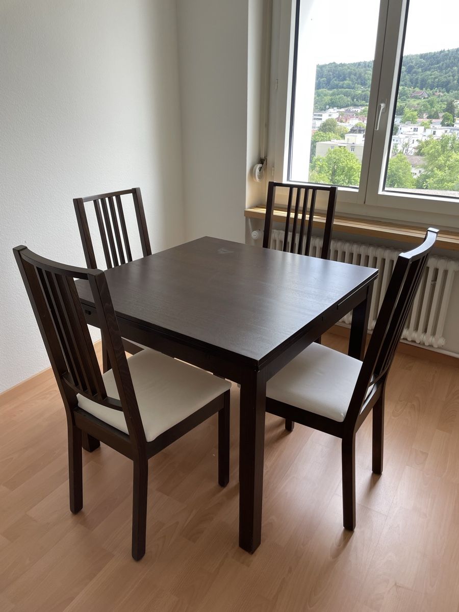 Tische: Gratis Esstisch mit 4 Stühlen – Gebraucht aus Zürich von jul_r7zg 1