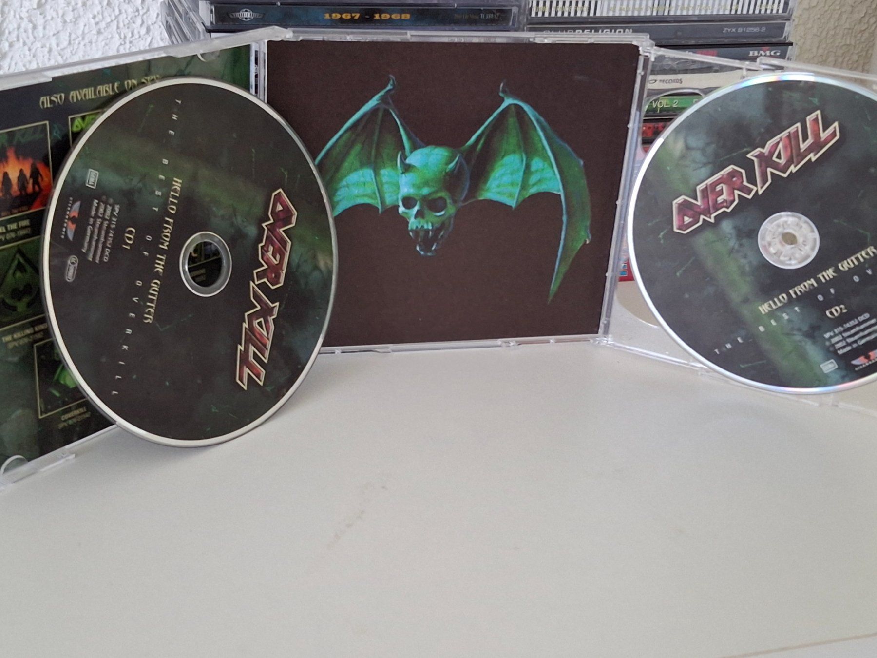 CDs: 2CD Overkill - Hello From The Gutter - Best Of - Doppel CD – Gebraucht aus Aarberg von Jackup1 2