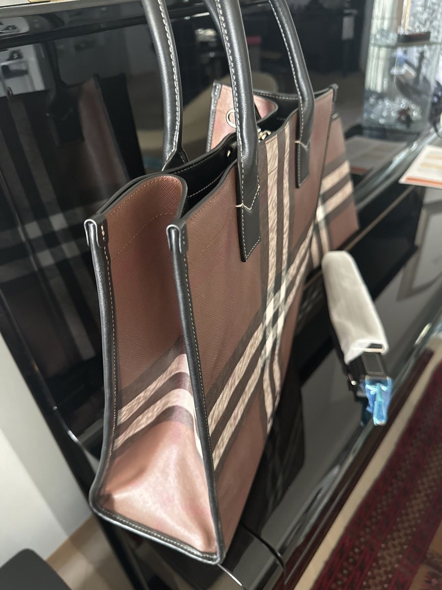 Burberry Valigie: Burberry ensemble sac porte documents – Nuovo e nell'imballaggio originale da Cully venduto da Vadhor 4