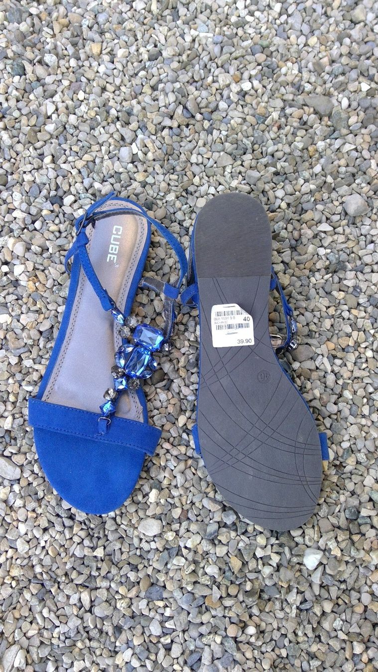 Cube Scarpe da donna: Sandalettes bleu roi CUBE, pointure 40, NEUF – Nuovo e nell'imballaggio originale da Agiez venduto da chouchanelle 3