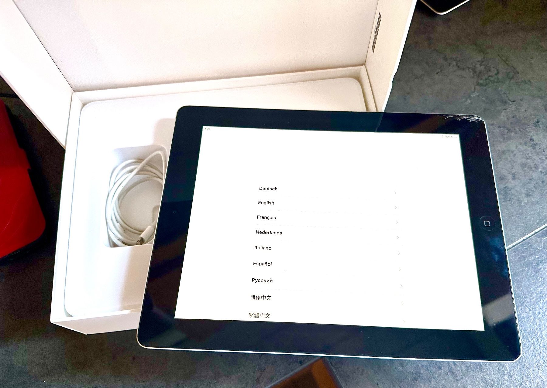 Apple Tablet PC: iPad Apple – Usato da Brunnadern venduto da silheiwett