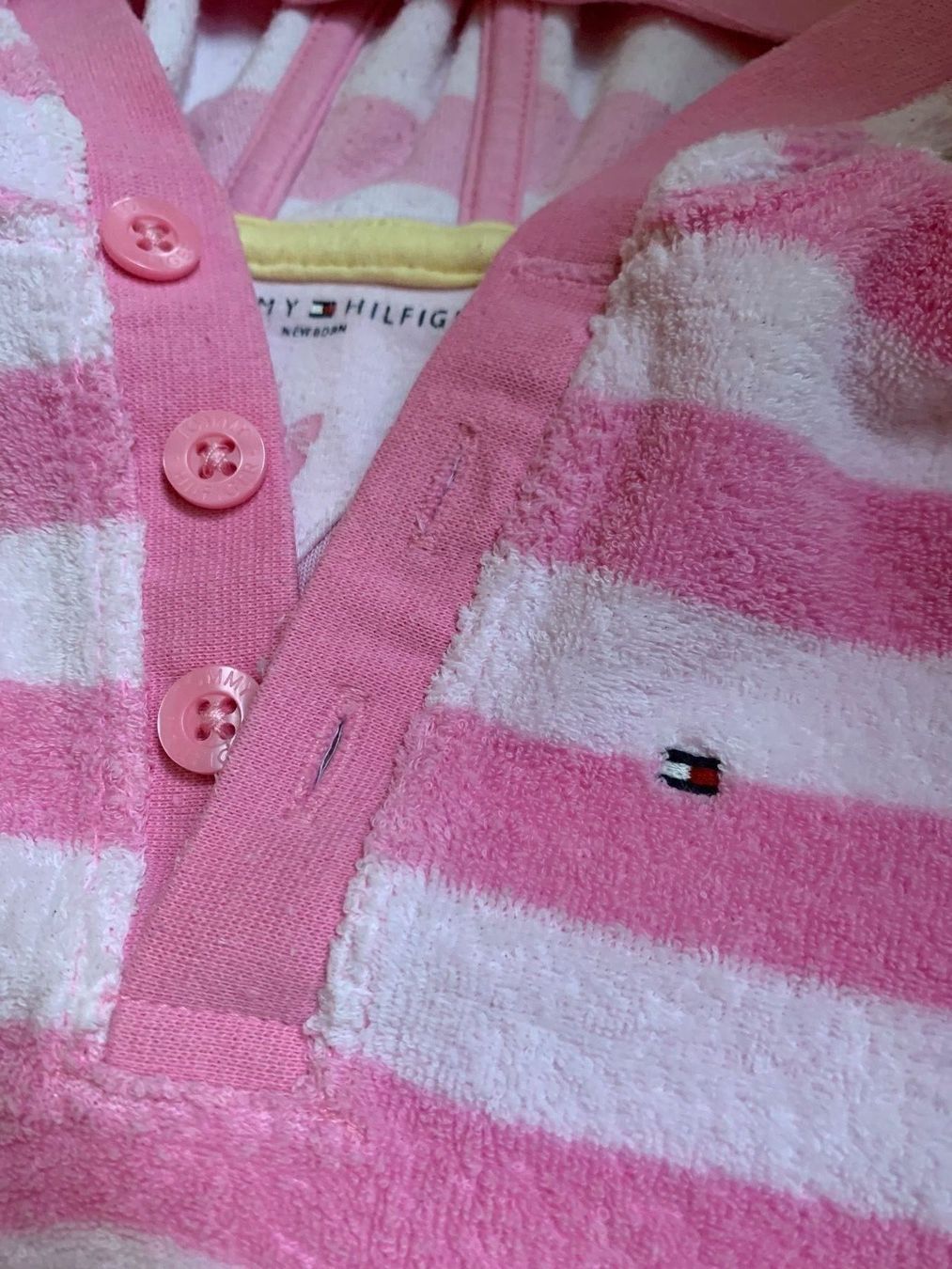 Strampler: Tommy Hilfiger Strampler – Gebraucht aus Zürich von Bybyana 1
