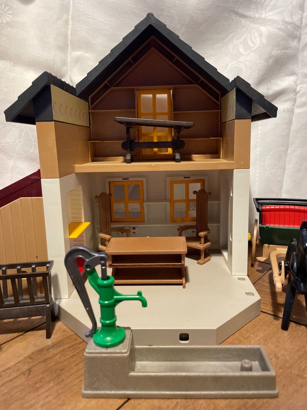 Playmobil Giocattoli: PLAYMOBIL Ferienhaus Set – Usato da Frasnacht venduto da GracyStore 4