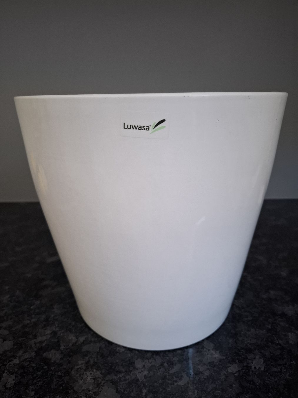 Luwasa Vasi per fiori: Cache-pot céramique Luwasa blanc, 24 cm – Usato da Neuchâtel venduto da FloKo88