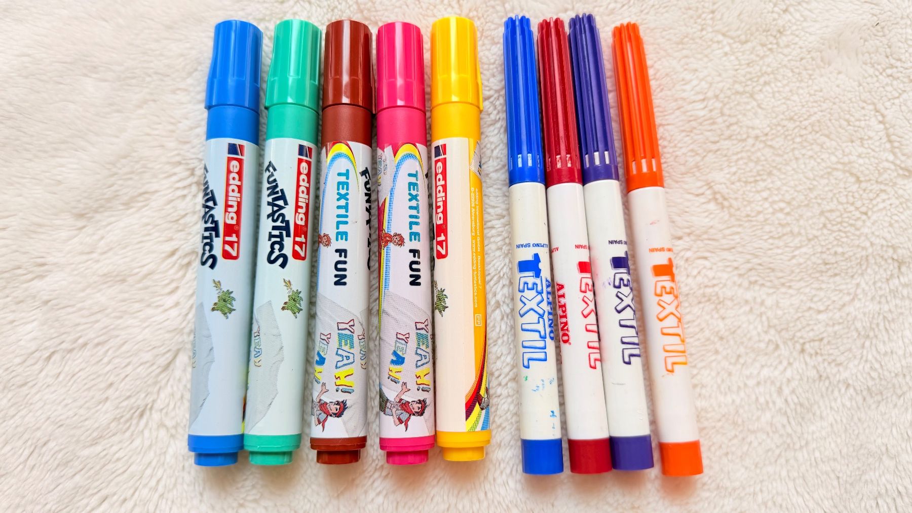 Crayons, crayons de couleur & craies: Textilmalstifte – D'occasion à Würenlos par Abracadabra26 2