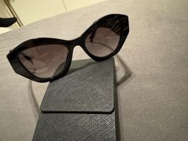 Sonnenbrille Prada schwarz Damen Cateye Original