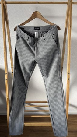 Only&Sons Stoffhose grau gestreift Gr. 31/34