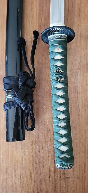 Internationale Kunst: Katana sakura igo Shadow Dancer – Gebraucht aus Bulle von Kriss24 7