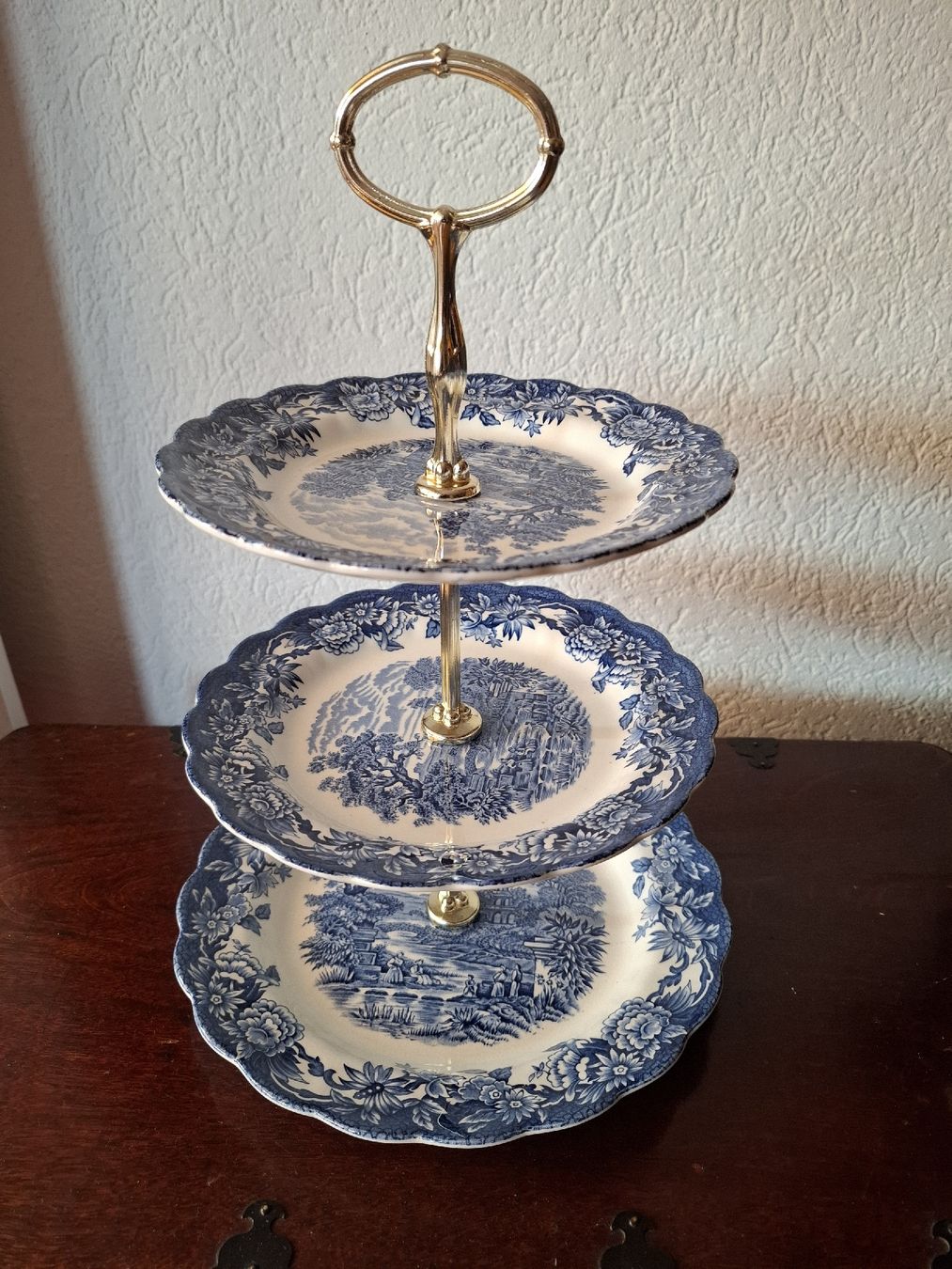 Servierplatten: Plat superposé ancien, service anglais  – Gebraucht aus Moutier von Carambaaa