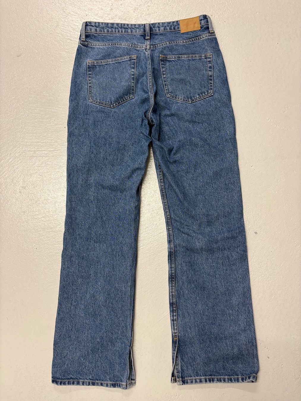 Weekday Jeans: Weekday "Avery" Jeans flared blau gerade Gr. 30 – Nuovo (secondo la descrizione) da Regensdorf venduto da secondchancefashion 3