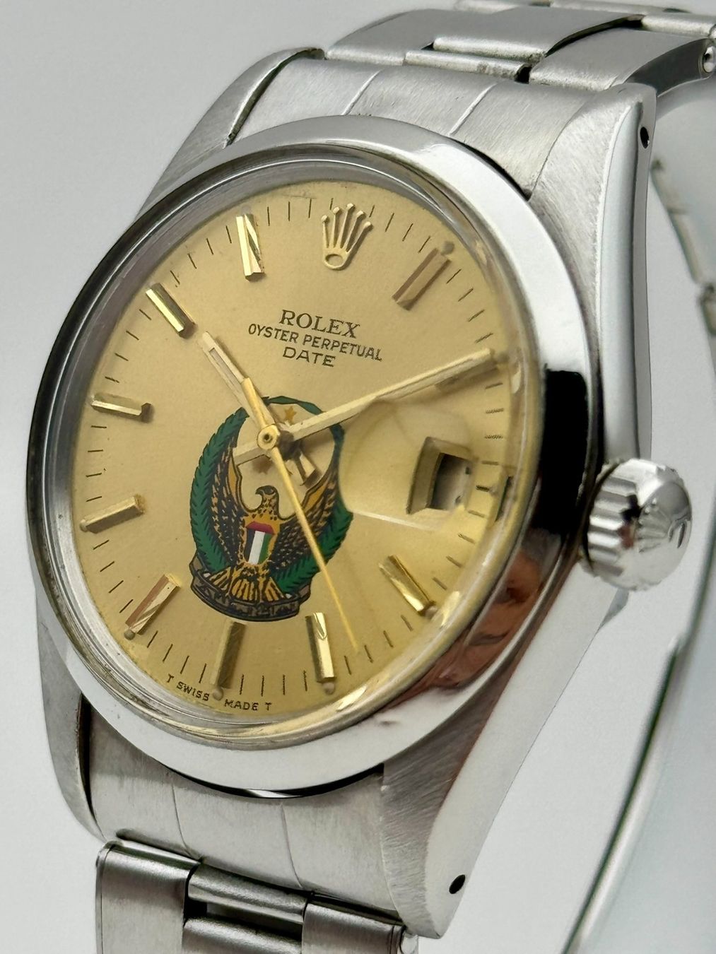 Rolex Orologi: Rolex Oyster Perpetual Date ref.1500 UAE Armed Forces Crest – Usato da Lausanne venduto da Waltana 2