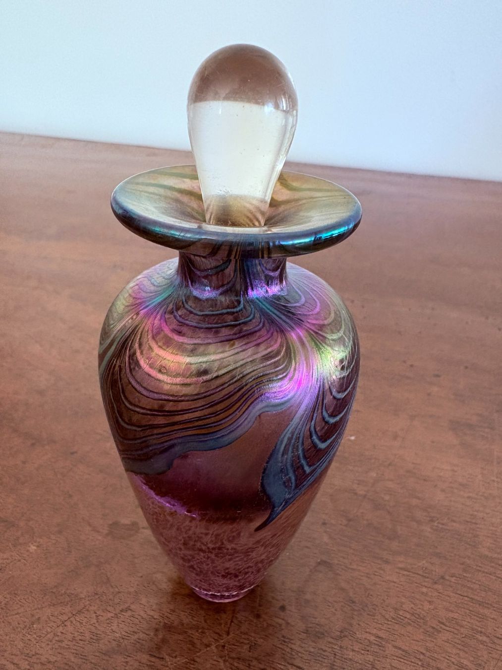 Flaconi: Irisierende Studio-Glas Parfümflasche, Robert Held zugeschr. – Usato da Zürich venduto da timeless.tones