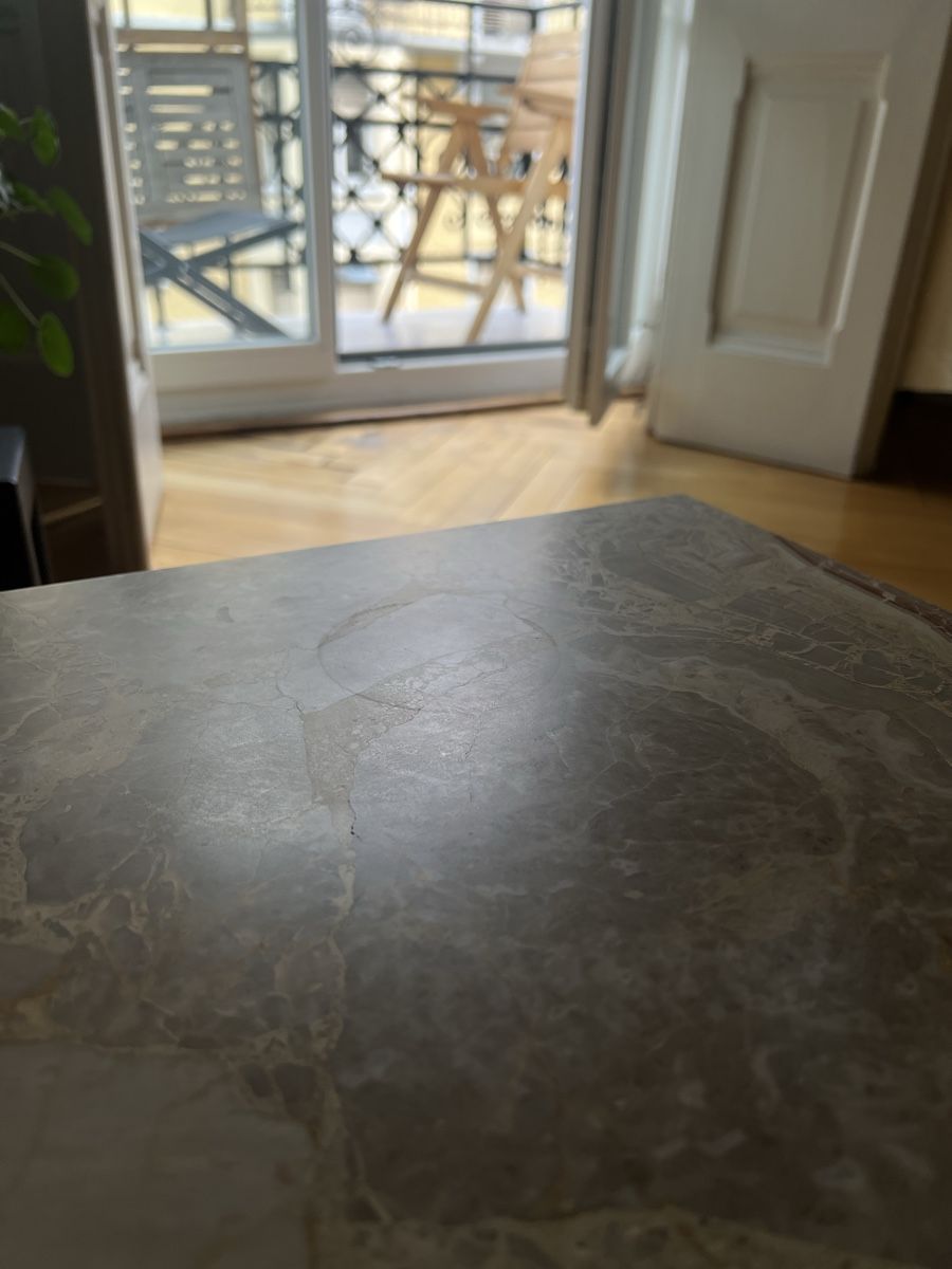 Audo Tische: Audo Androgyne Walnuss Sand – Gebraucht aus Luzern von Soeuv 7
