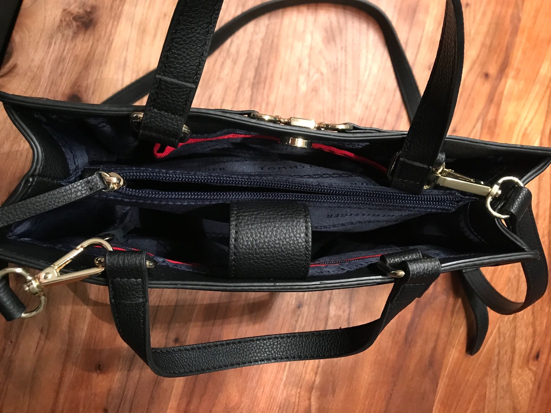 Tommy Hilfiger Borse da donna: Handtasche – Usato da Kerzers venduto da sydney04 2