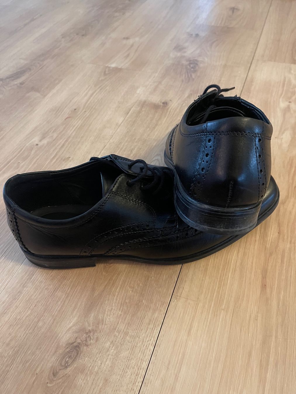 Clarks Scarpe da uomo: Chaussures Clark’s neuves – Usato da Lausanne venduto da Serge_Dobble 2