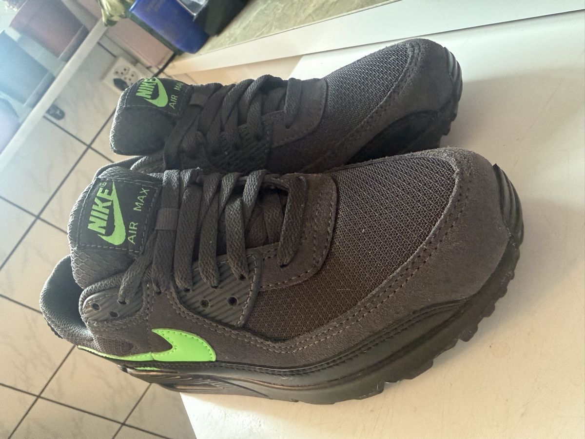 Nike Scarpe da uomo: Nike Air Max gr 39 – Nuovo (secondo la descrizione) da Witterswil venduto da gsc_z6ts 1