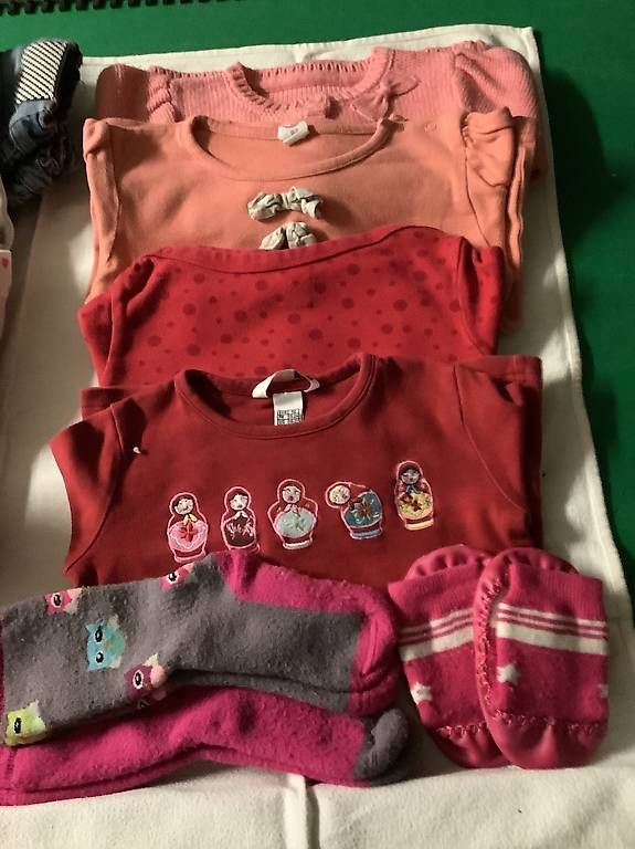 Lotti & Set di vestiti: 22-teiliges Kleiderpaket Mädchen Gr. 92 – Usato da Lausen venduto da Re4649 3