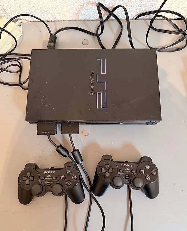 Giochi: Playstation 2 avec jeux – Usato da Thônex venduto da Fred_1973 2