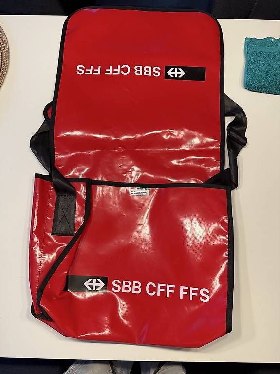 SBB/CFF/FFS Taschen: Umhängetasche SBB – Gebraucht aus Schmitten FR von Sense2190 1