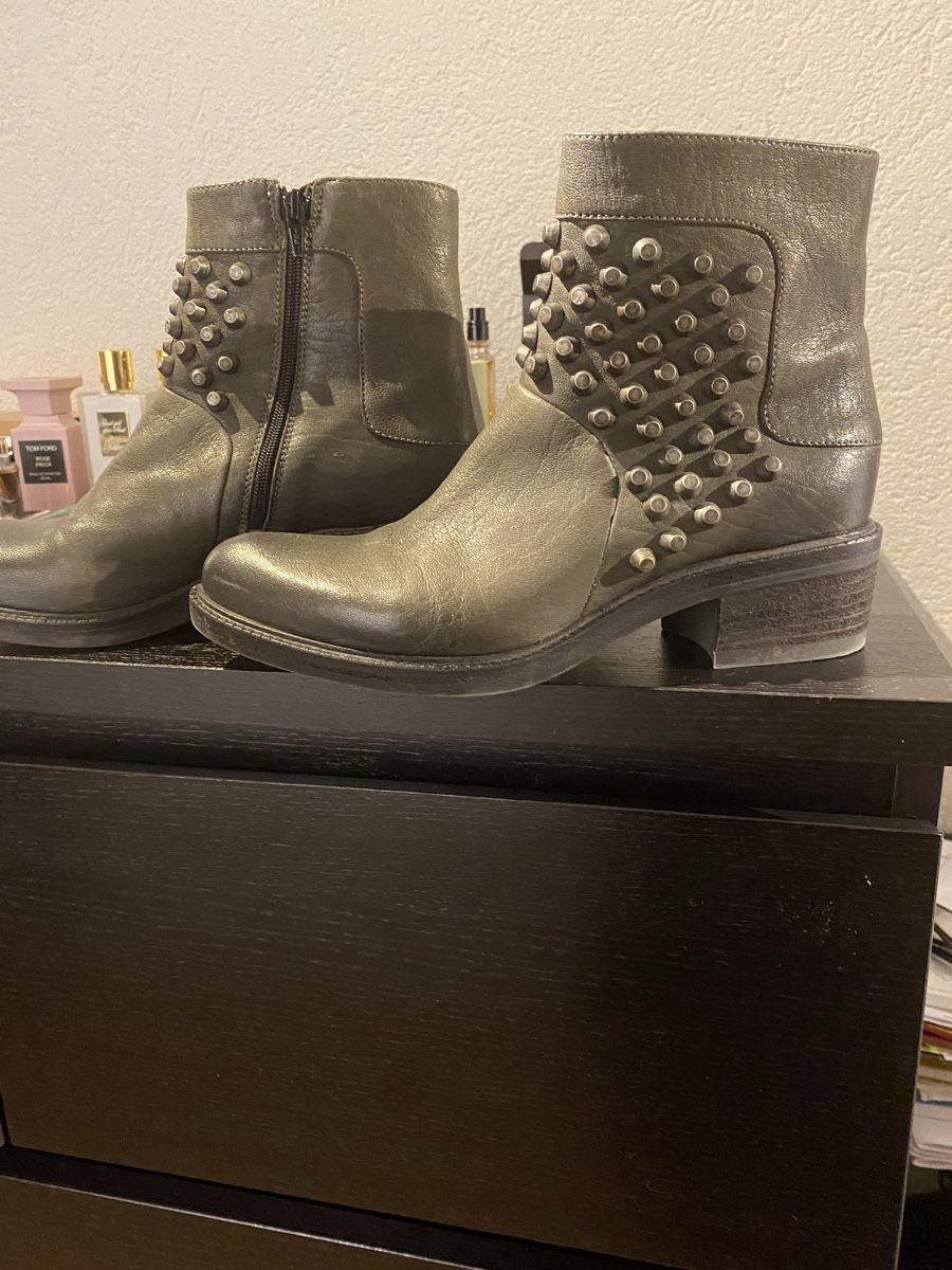 Scarpe da donna: Vic Damen Stiefeletten – Usato da Laupen BE venduto da ole_l8gg 1