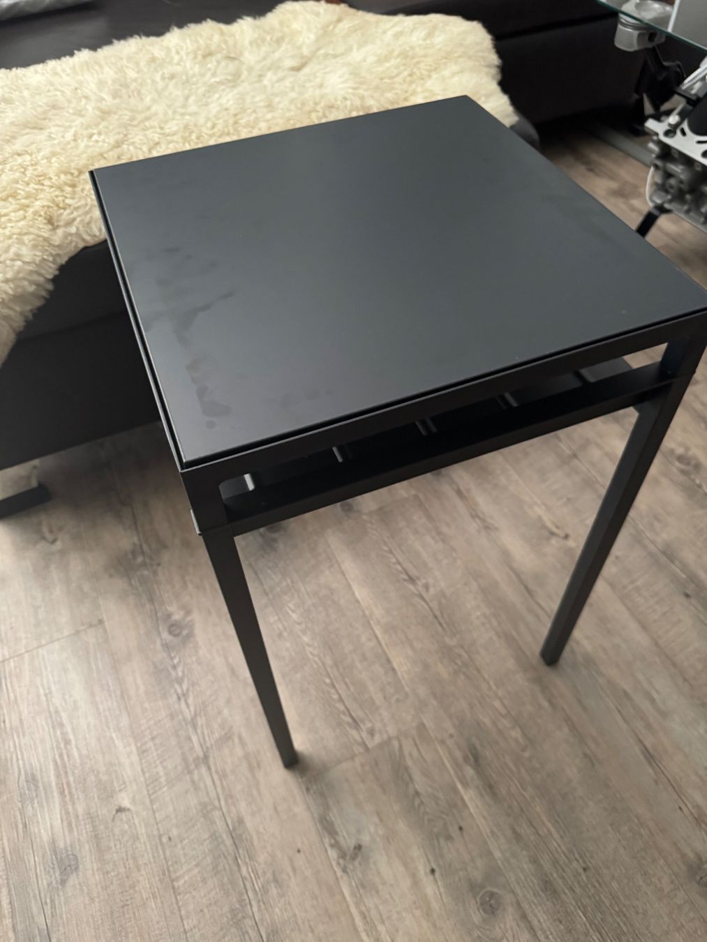 Ikea Tavoli: IKEA Nyboda Beistelltisch – Usato da Burgdorf venduto da Caradhras 1