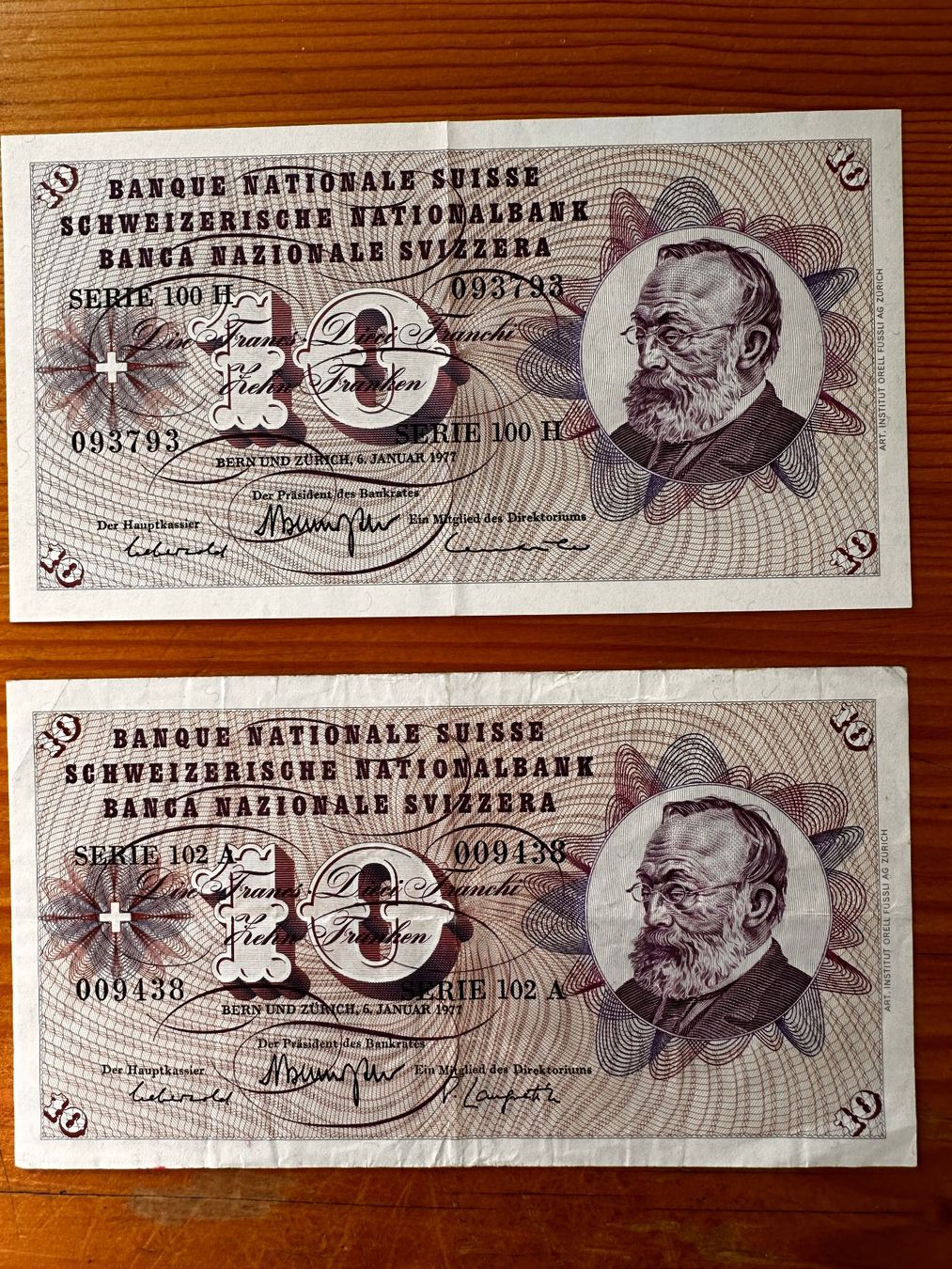 Banknoten: Alte 10er Noten - 1977 – Gebraucht aus Thalwil von Pindi